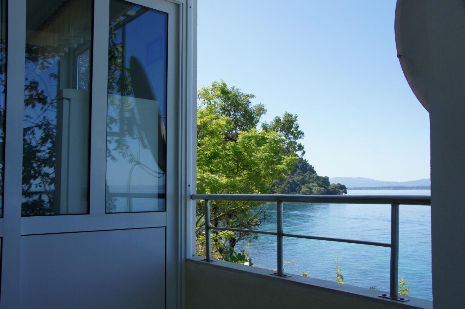 Apartments Sonja - By The Sea Zivogosce Exterior photo